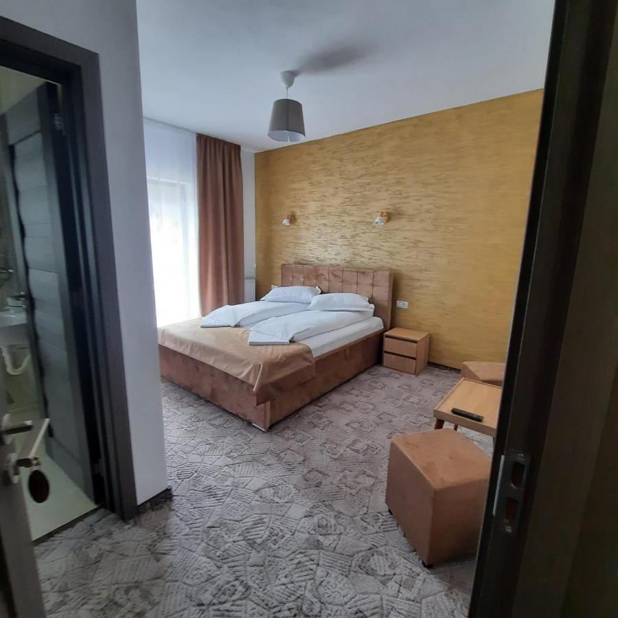 Andrana Hotell Caciulata Eksteriør bilde